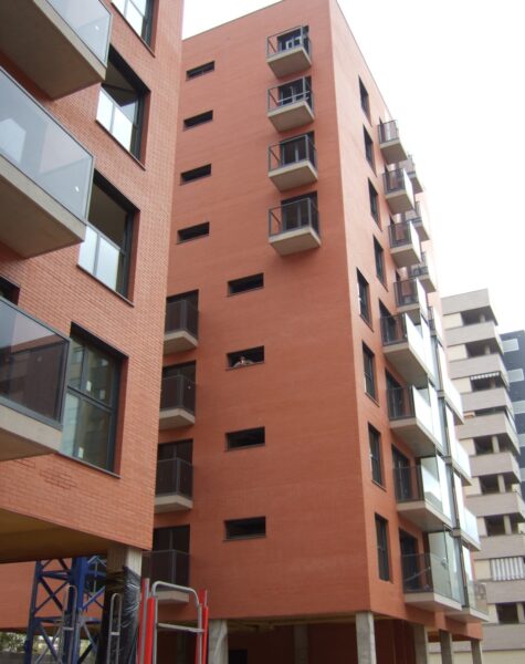 Coalba Madrid - Subcontratación de mano de obra especializada de albañilería y acabados en Madrid. Ejecución de obra pública y edificación. Servicios de edificación de obra nueva, rehabilitaciones y reformas.